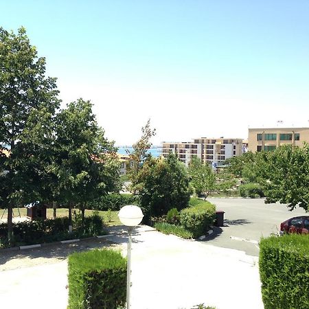 Yanis Guest House Sveti Vlas Exteriör bild