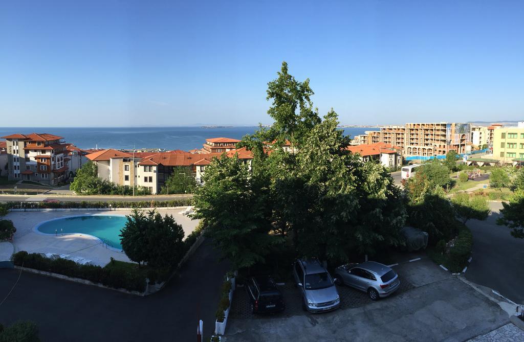 Yanis Guest House Sveti Vlas Exteriör bild