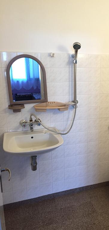 Yanis Guest House Sveti Vlas Rum bild