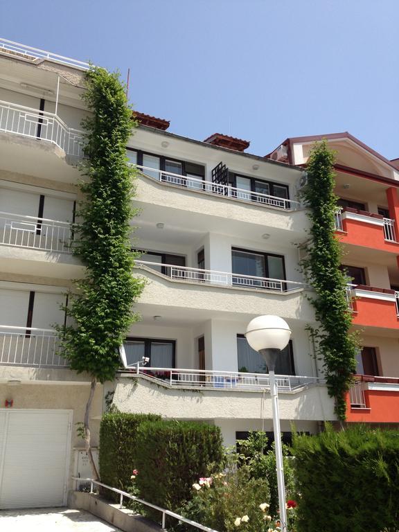 Yanis Guest House Sveti Vlas Exteriör bild